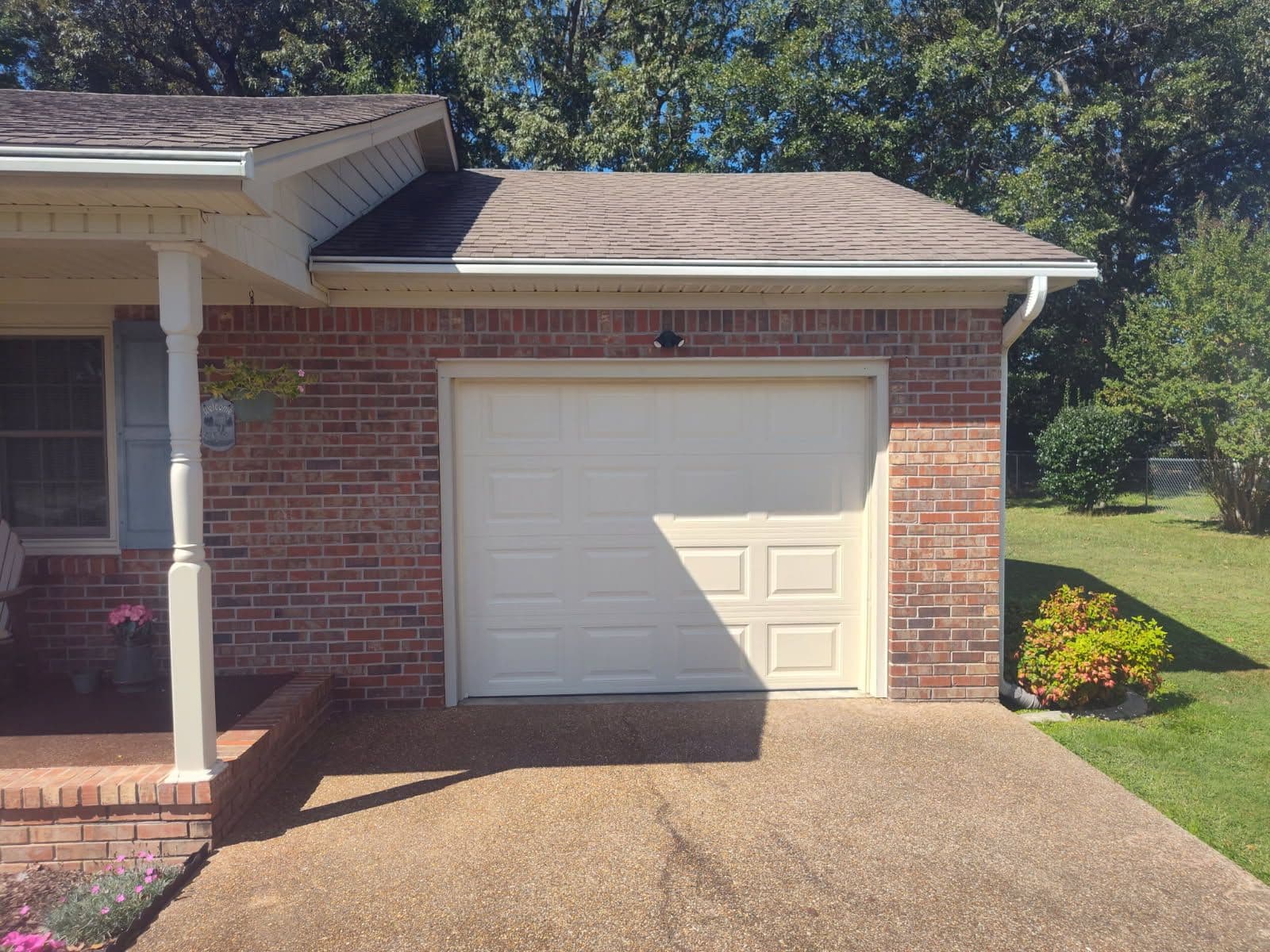 Energy Efficient Almond Doorlink 511 Upgrade image