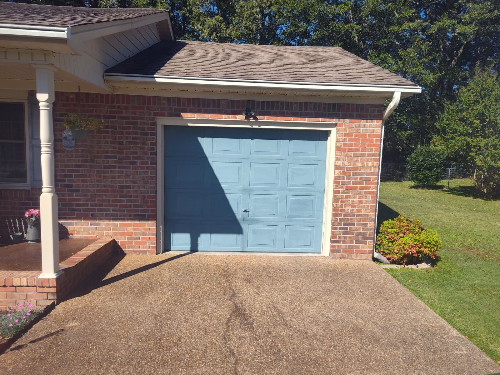 Gallery photos for Energy Efficient Almond Doorlink 511 Upgrade: Image #1