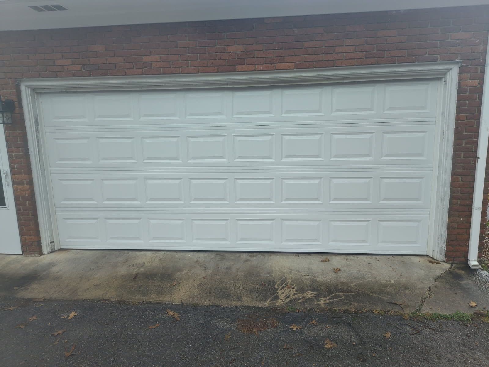 Project Seamless Garage Door Repair by Eagle Door Service image