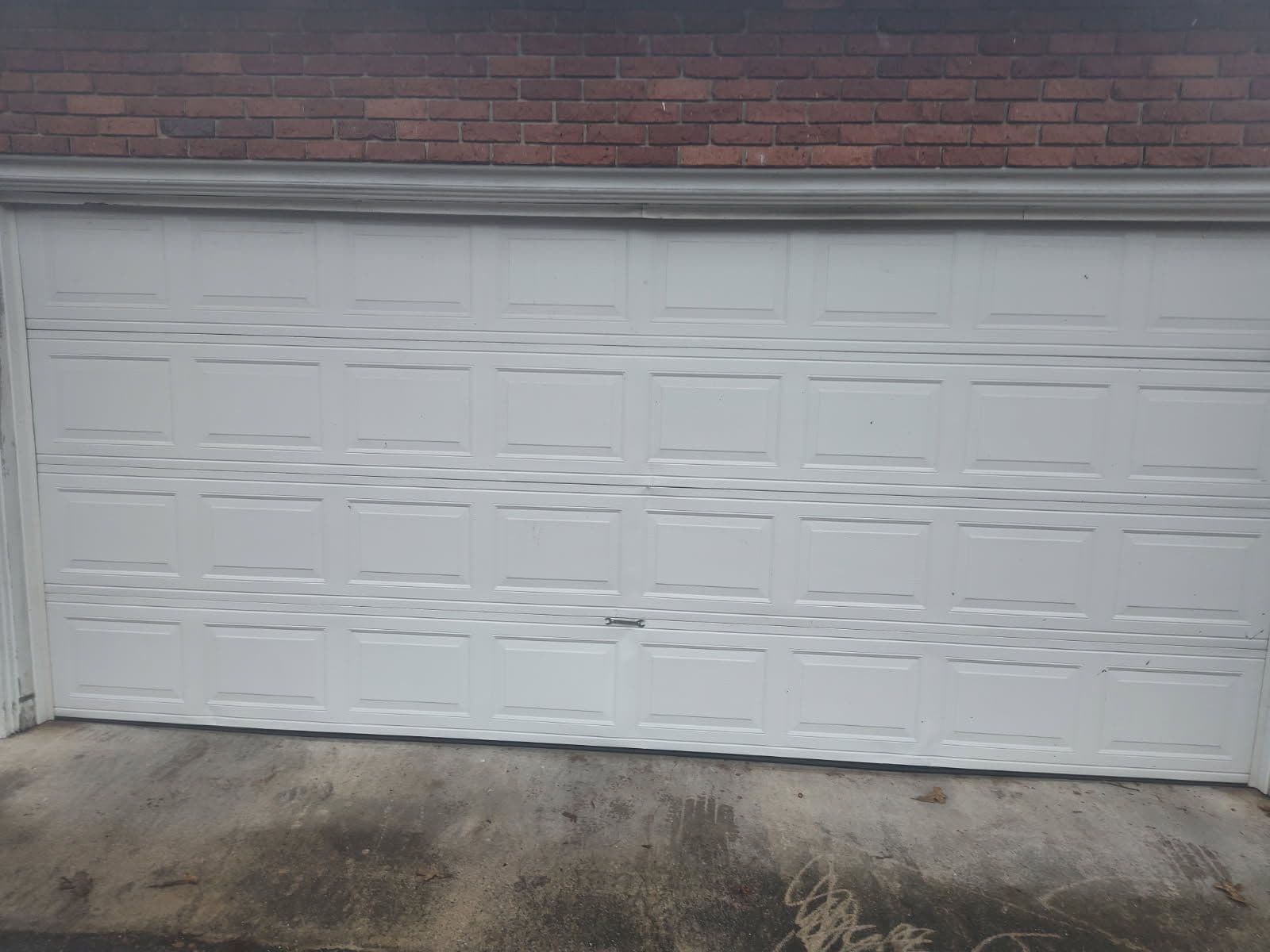 Gallery photos for Seamless Garage Door Repair by Eagle Door Service: Image #1